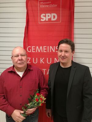 Bürgermeister Lutz Modrow (links) und Hannes Walter werben auch für die kommende Wahlperiode
